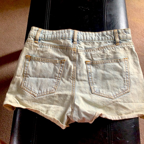 BlueNotes Jean shorts - Picture 2 of 3
